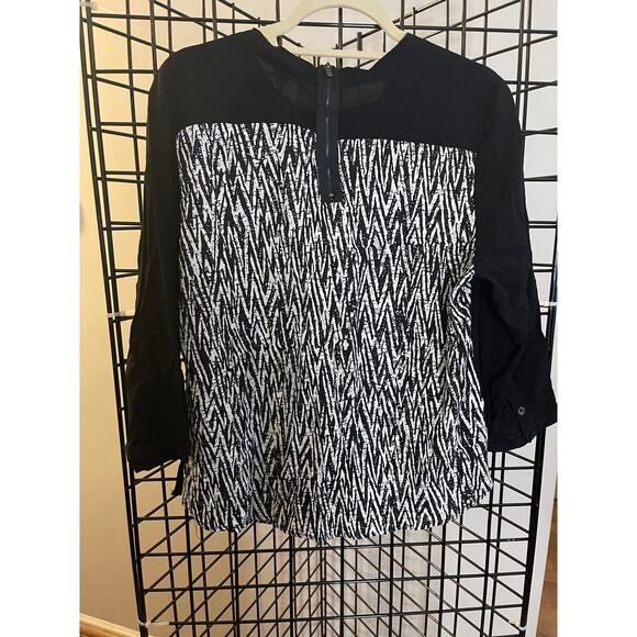 Cynthia Rowley Black and White Patterned Top Sz L - Picture 3 of 3